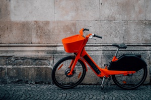 Bicicletas e trotinetas partilhadas: mobilidade amiga do ambiente